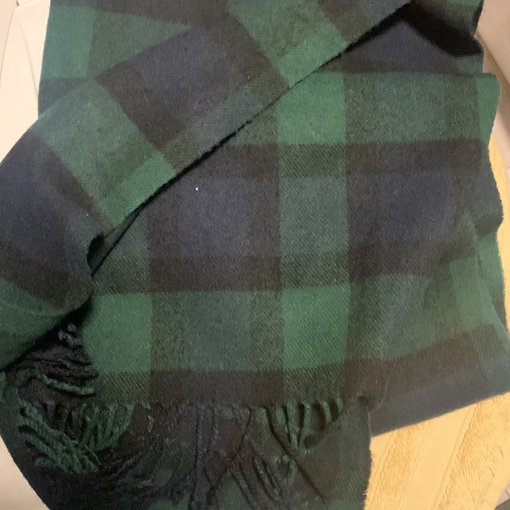 Scarf - Picture 4 of 4